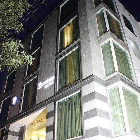 Rosemallow Hotel Νέο Δελχί Εξωτερικό φωτογραφία
